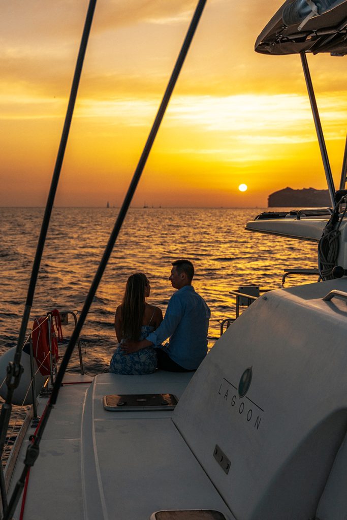 How to Pick the Best Sunset Cruise in Santorini